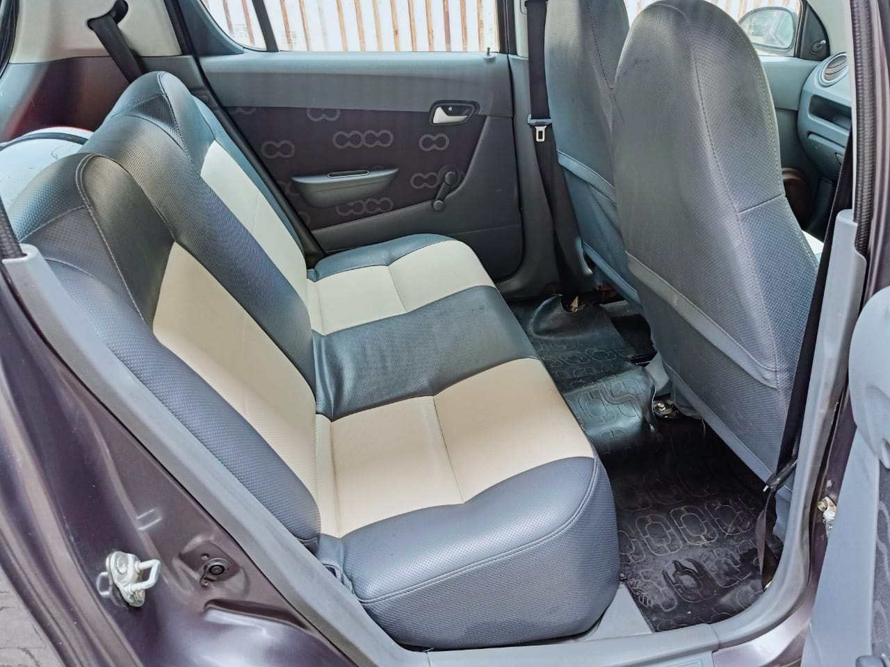 Alto 800 image 8 Alto 800 image 8