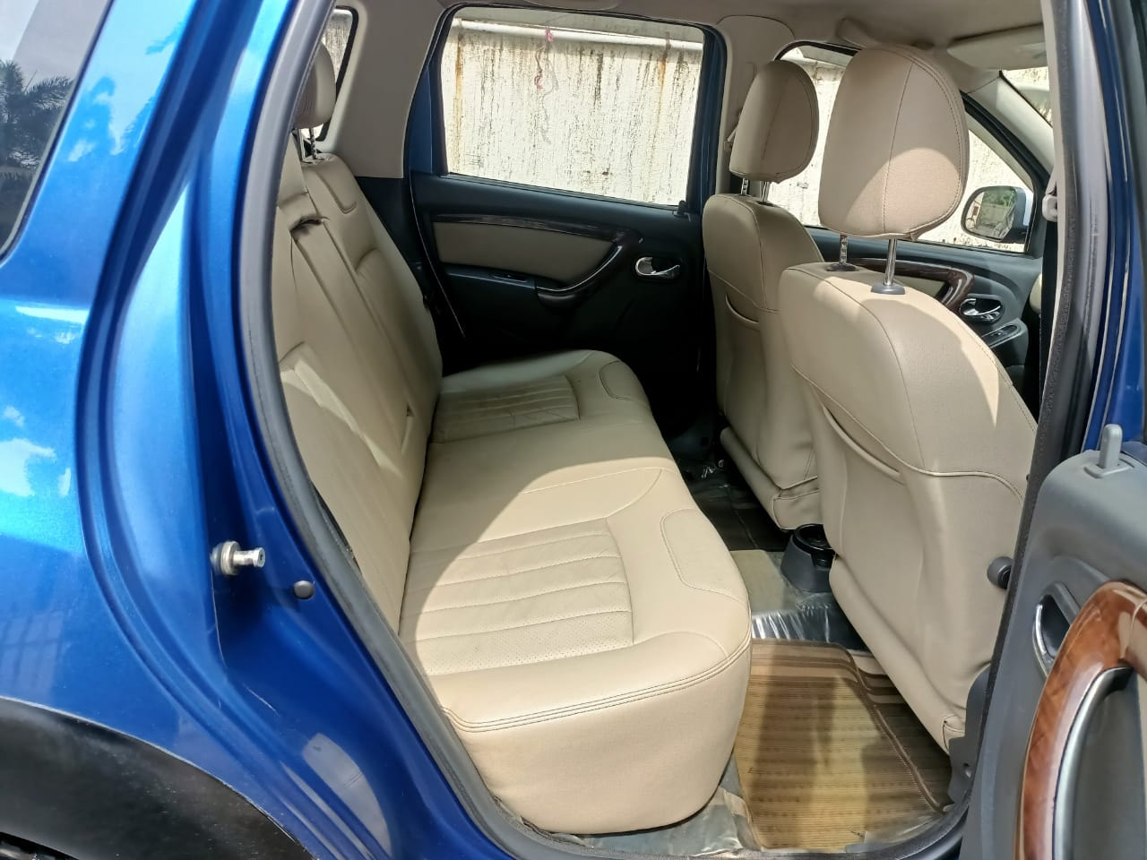 Duster image 10 Duster image 10