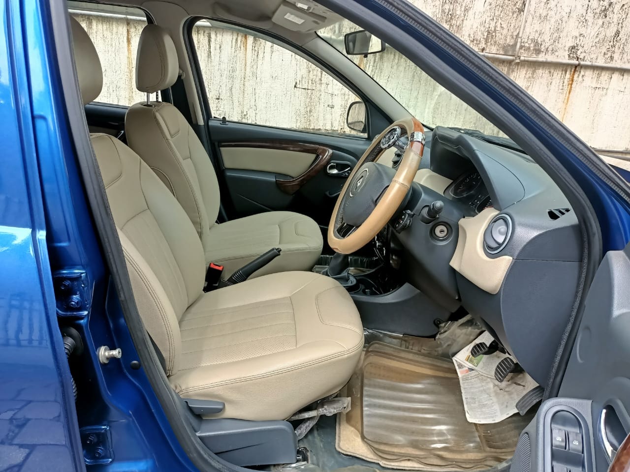 Duster image 12 Duster image 12