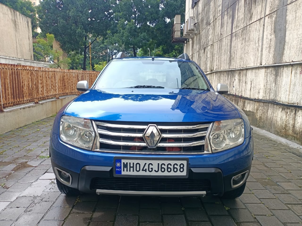 Duster image 3 Duster image 3