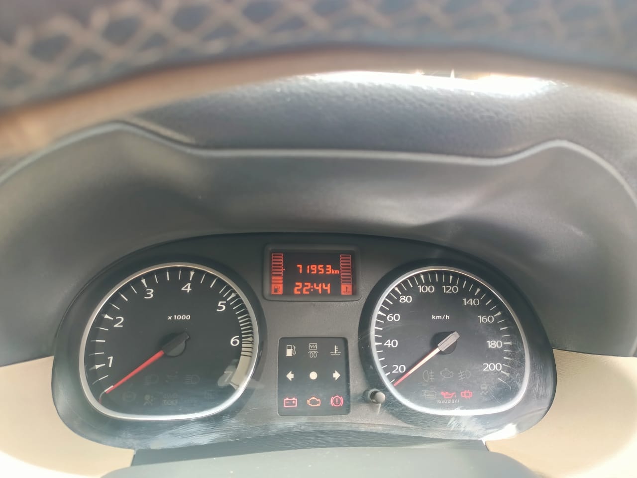 Duster image 13 Duster image 13