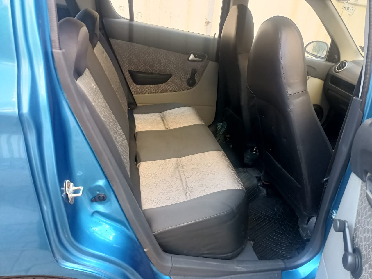 Alto 800 image 9 Alto 800 image 9