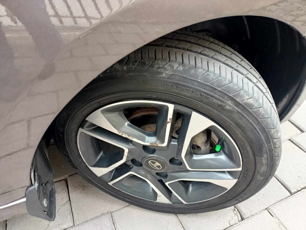 Tigor image 8 Tigor image 8