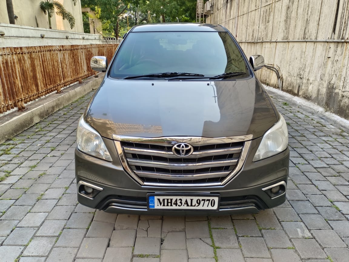 Innova image 3 Innova image 3