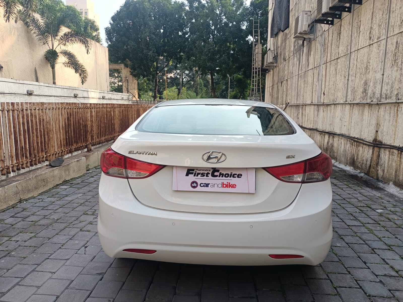 Elantra image 6 Elantra image 6
