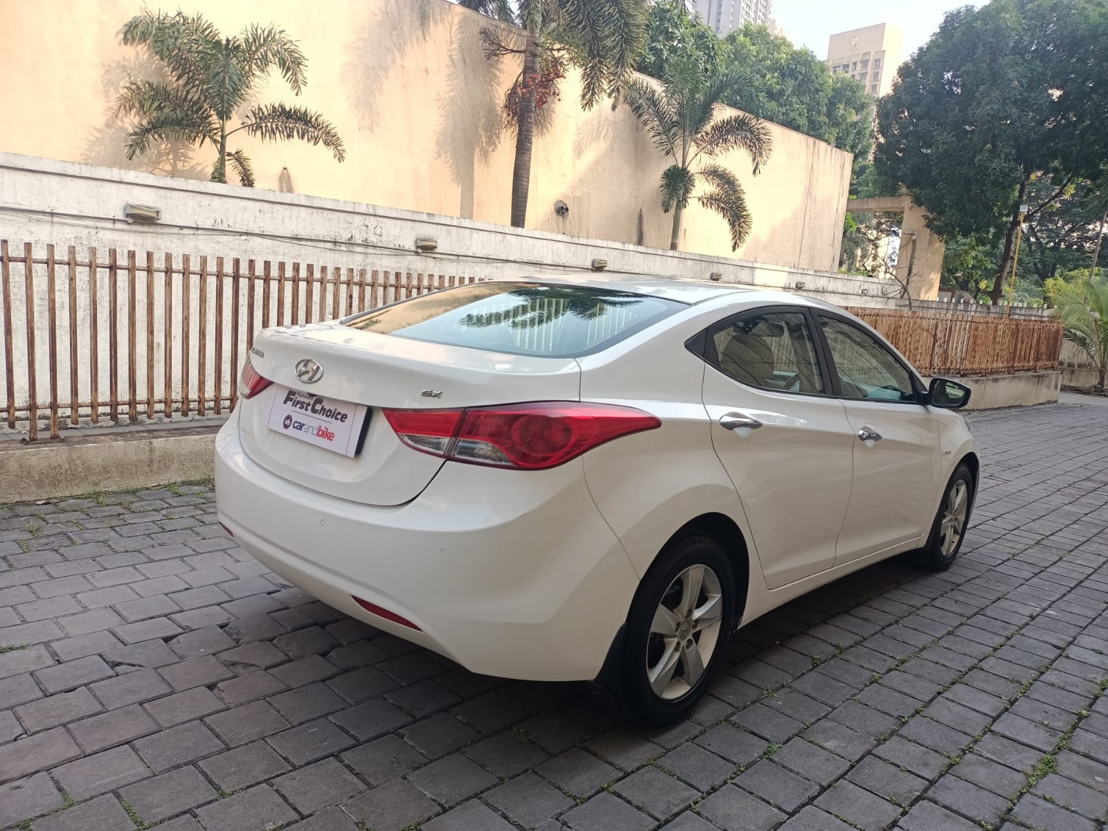 Elantra image 7 Elantra image 7