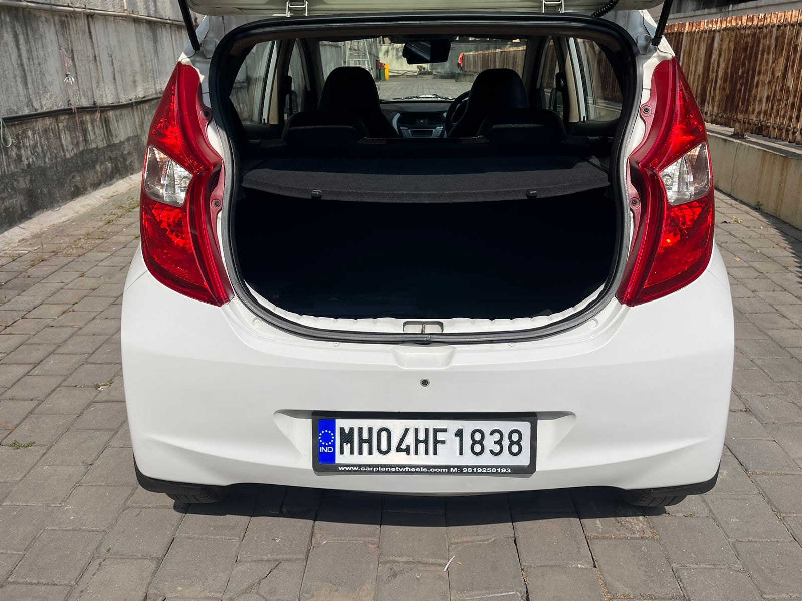 EON image 5 EON image 5