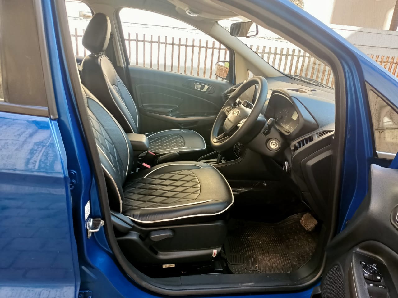 EcoSport image 14 EcoSport image 14