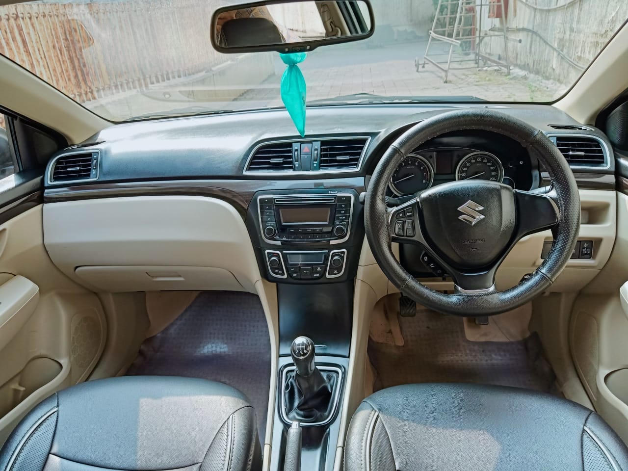 Ciaz image 17 Ciaz image 17