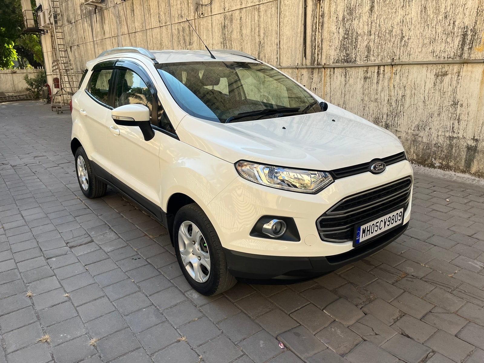 EcoSport image 6 EcoSport image 6