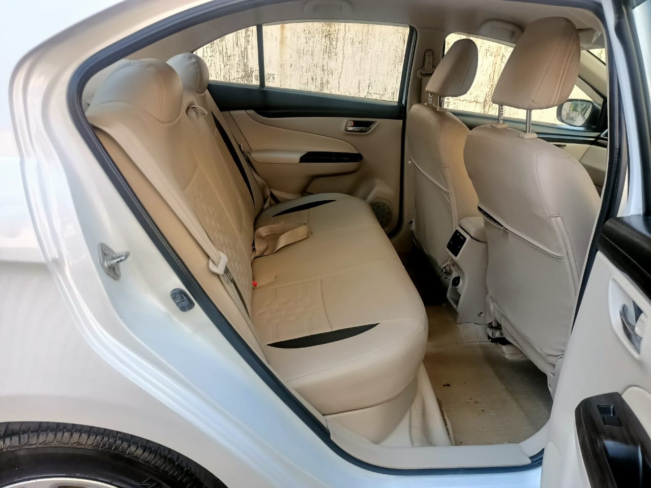 Ciaz image 14 Ciaz image 14