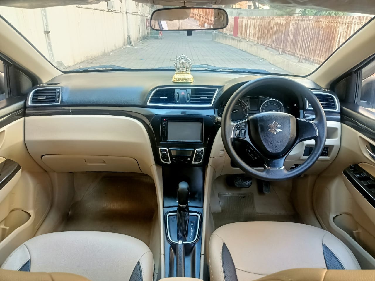 Ciaz image 11 Ciaz image 11