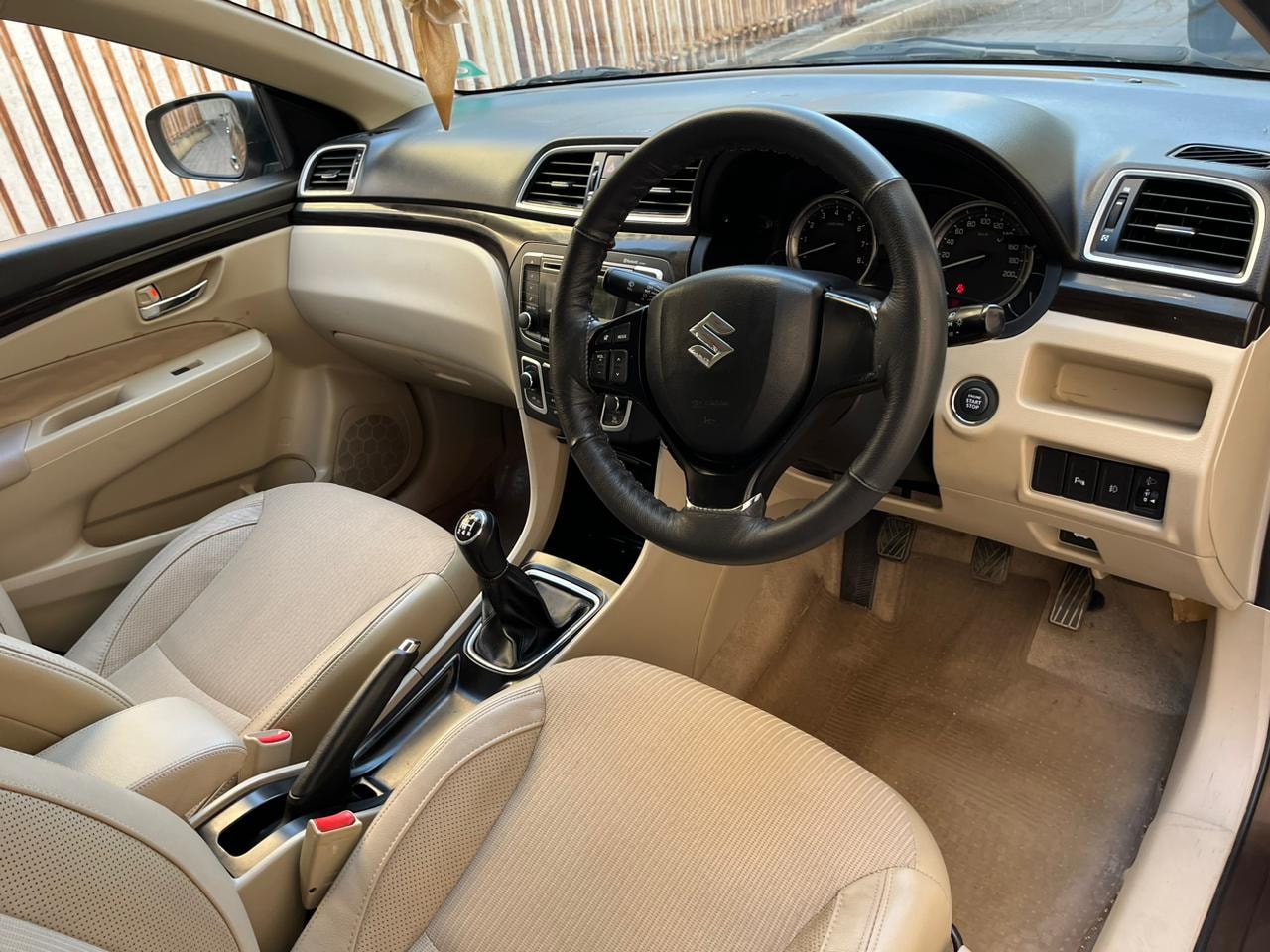 Ciaz image 12 Ciaz image 12