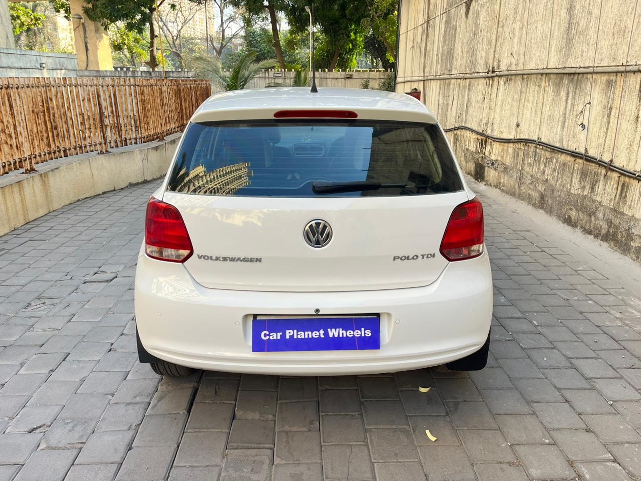 Polo image 4 Polo image 4