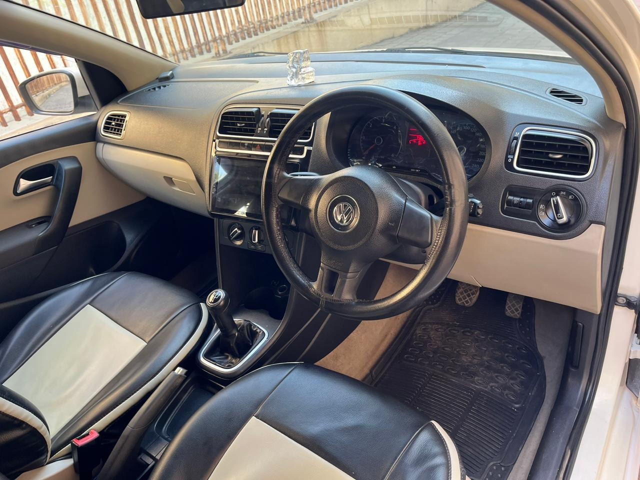 Polo image 11 Polo image 11