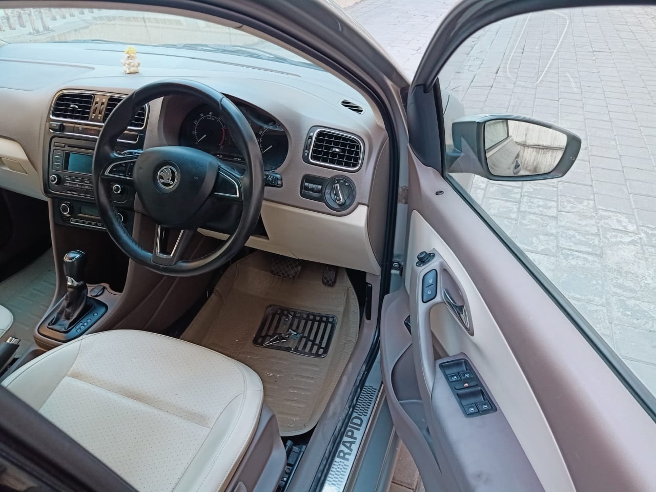 Rapid image 11 Rapid image 11