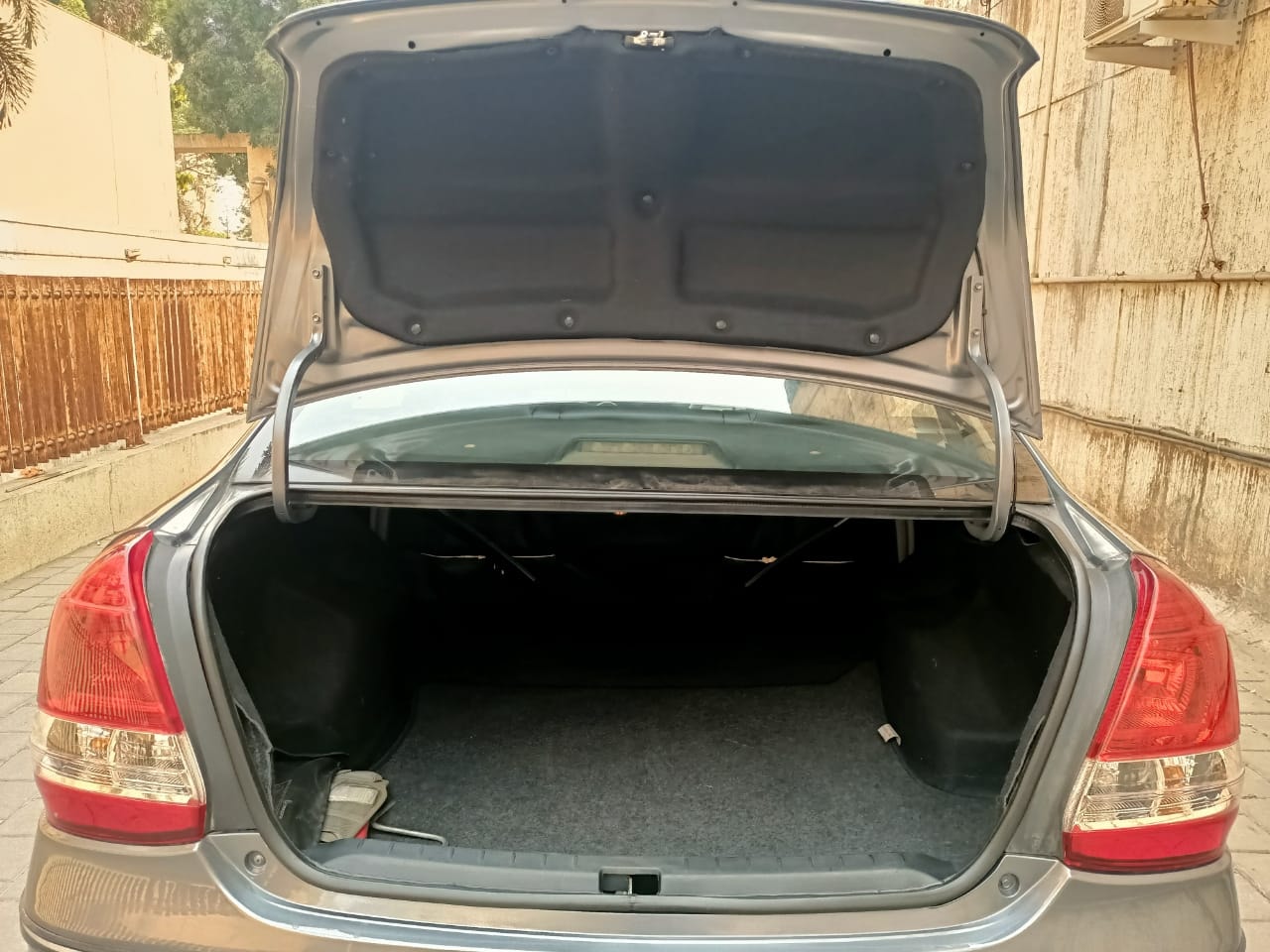 Etios image 5 Etios image 5