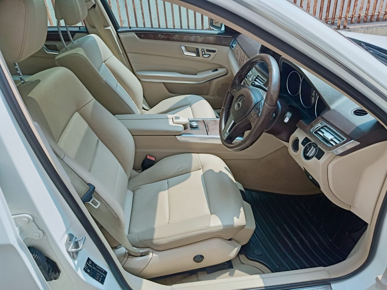 E-Class image 13 E-Class image 13