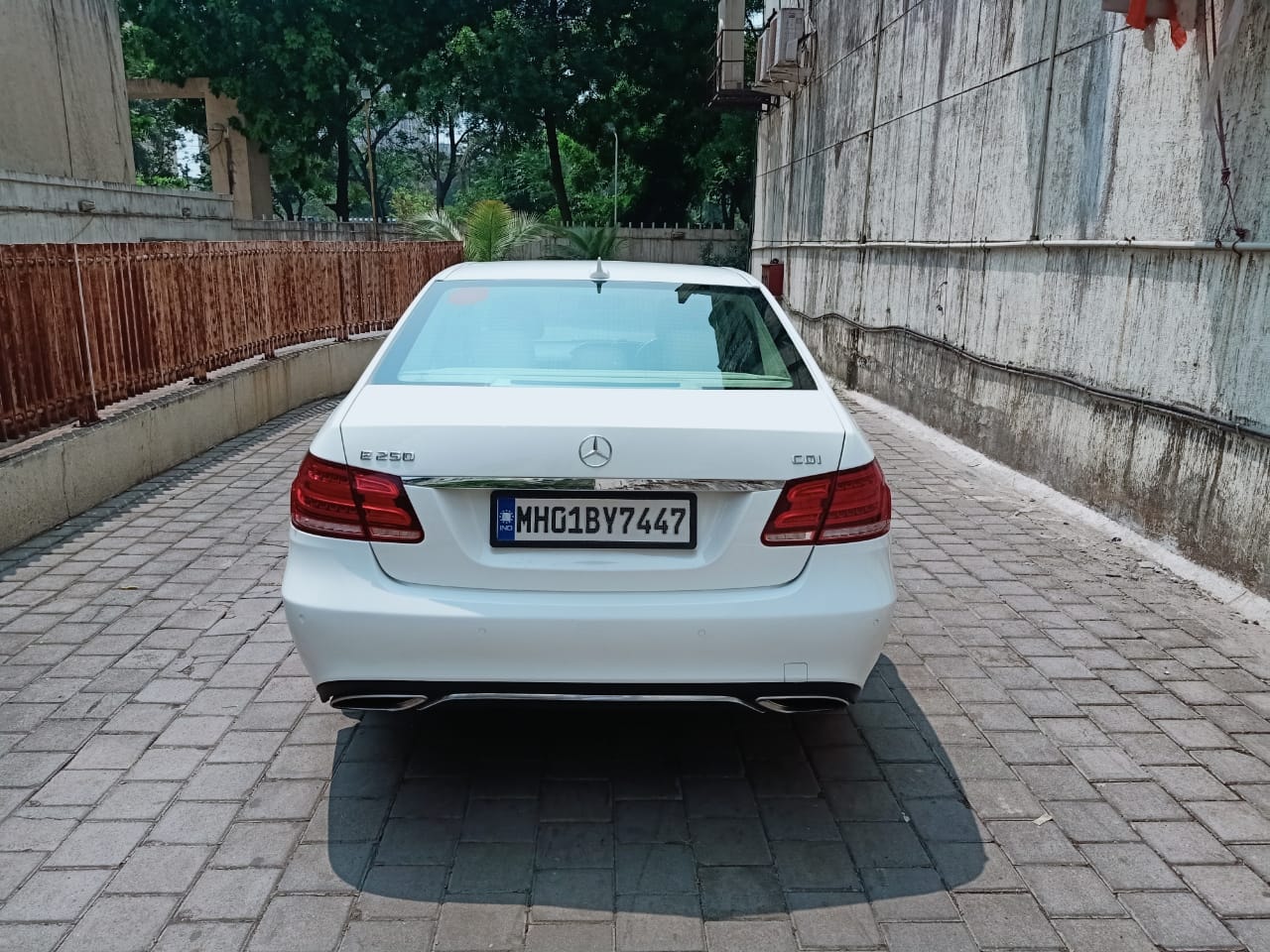 E-Class image 4 E-Class image 4