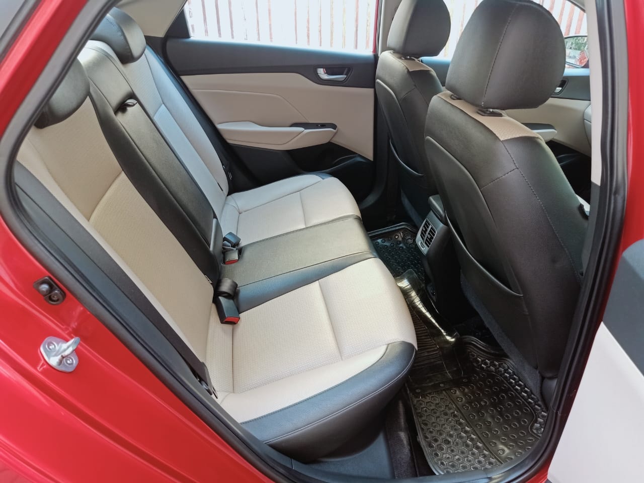 Verna image 13 Verna image 13