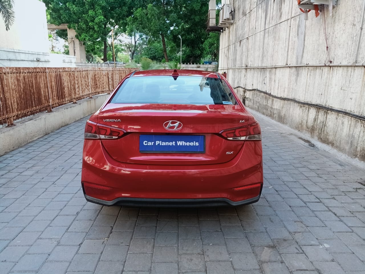 Verna image 4 Verna image 4