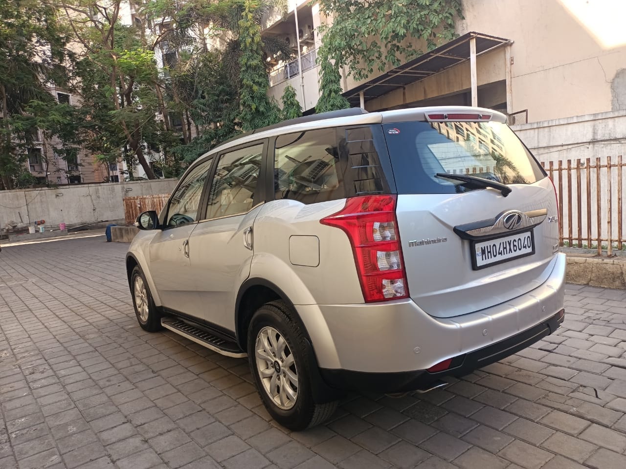 XUV500 image 2 XUV500 image 2