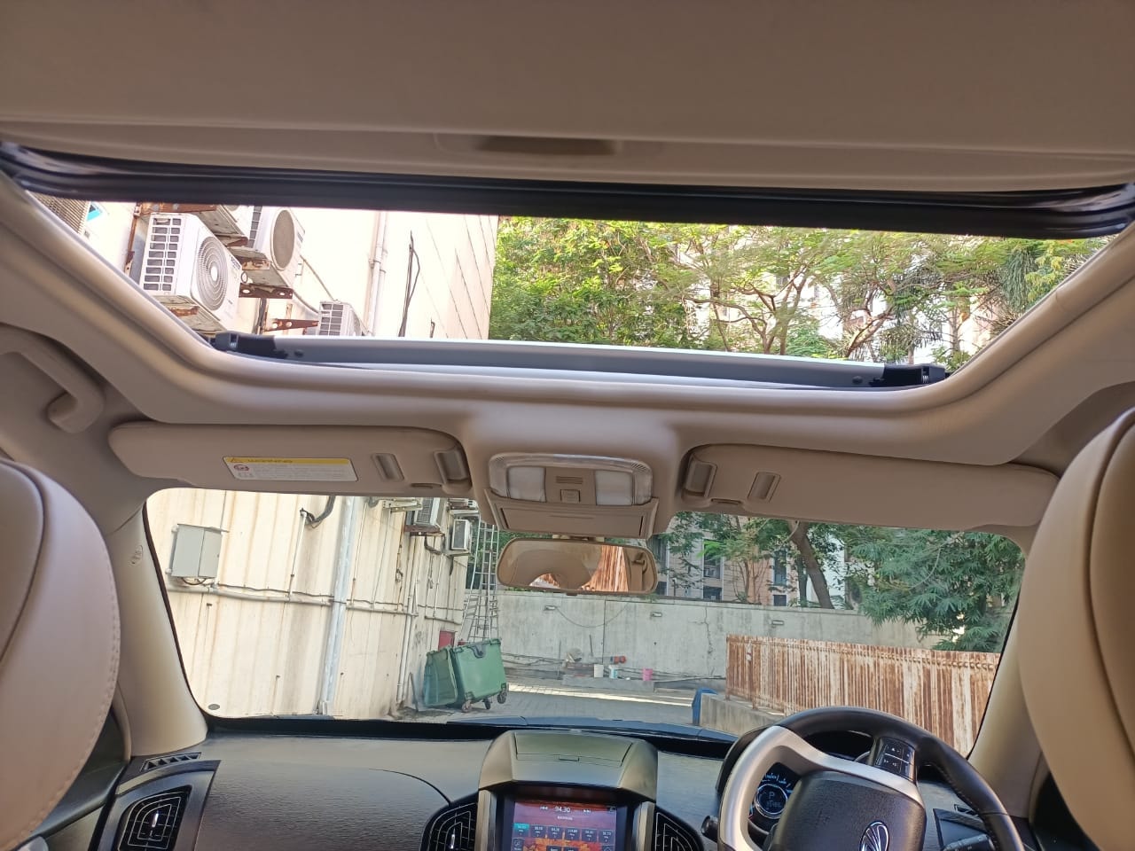 XUV500 image 5 XUV500 image 5