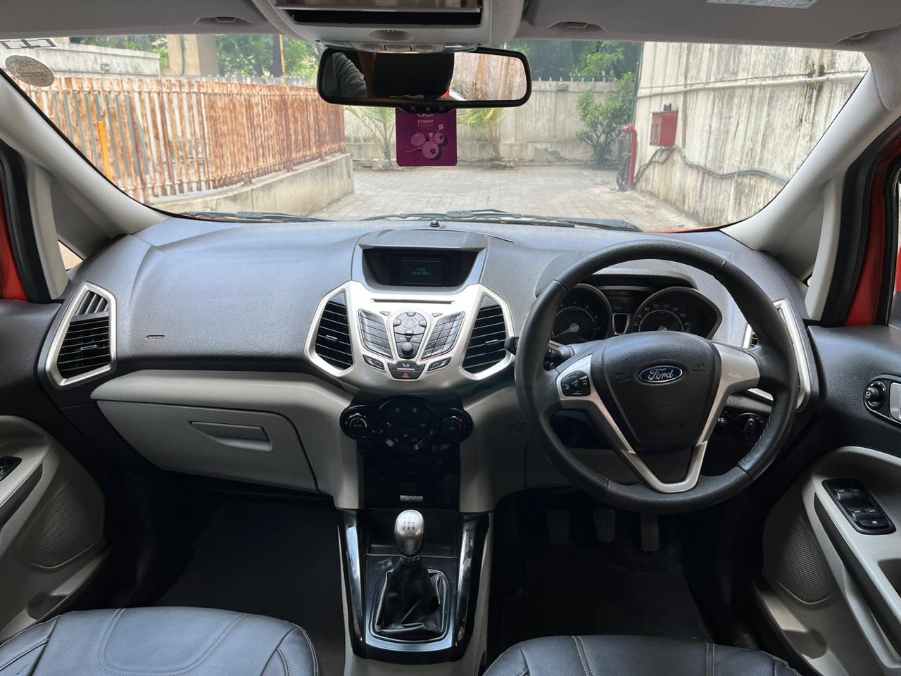 EcoSport image 10 EcoSport image 10