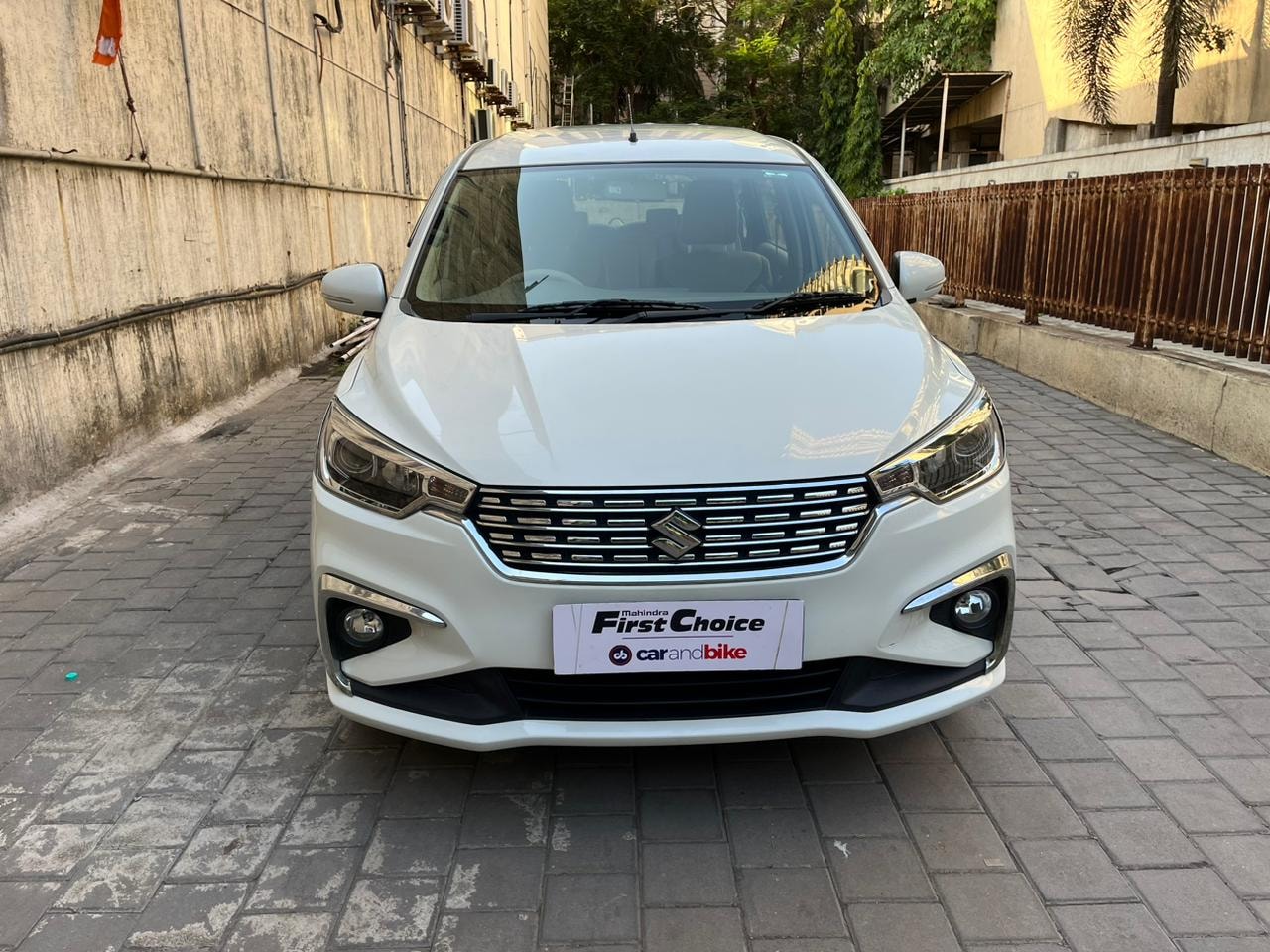 Ertiga image 1 Ertiga image 1