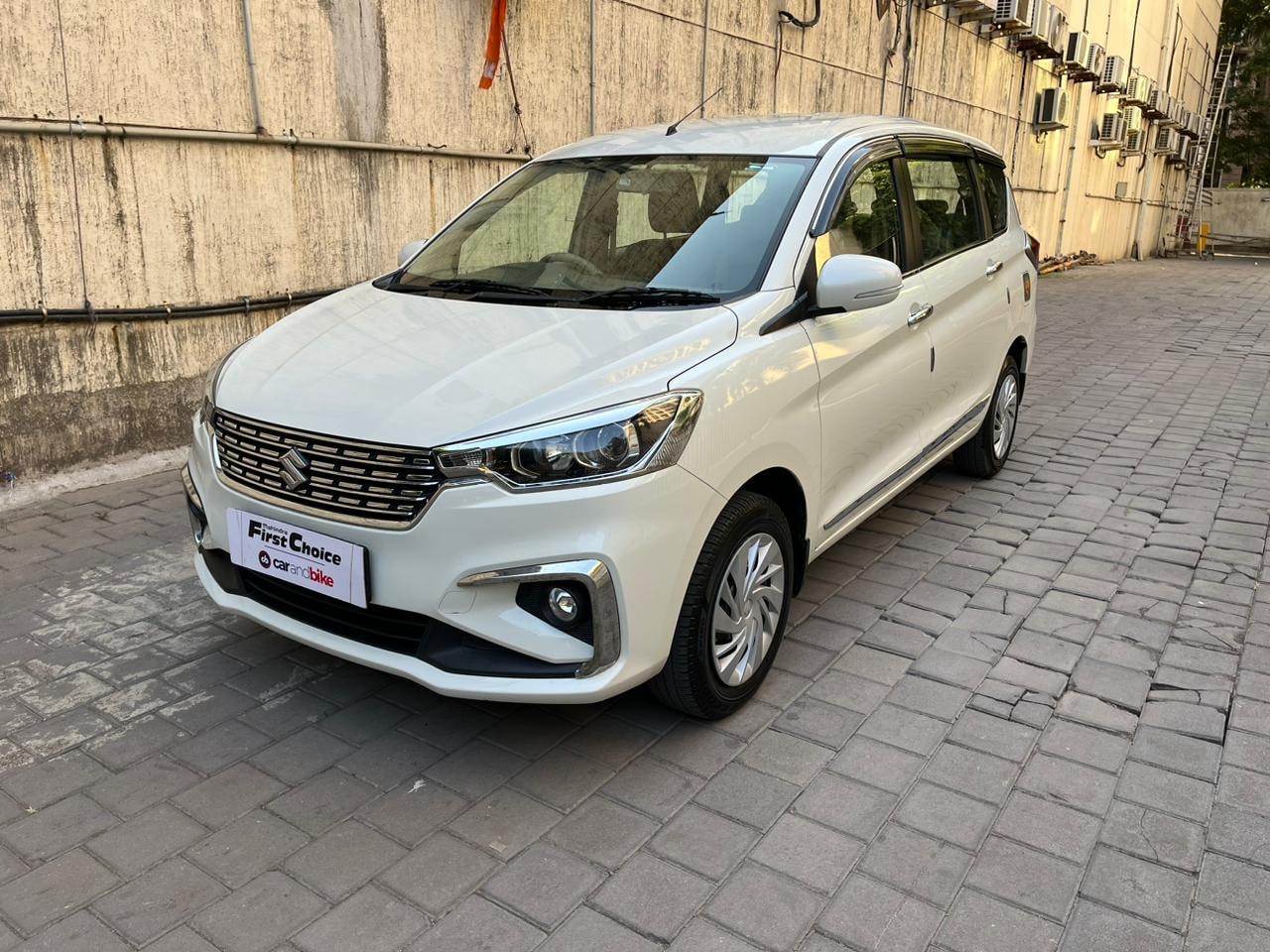 Ertiga image 2 Ertiga image 2