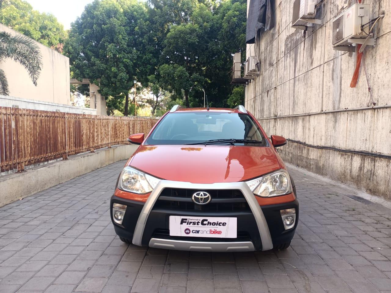 2015 Toyota Etios Cross 1.2 G