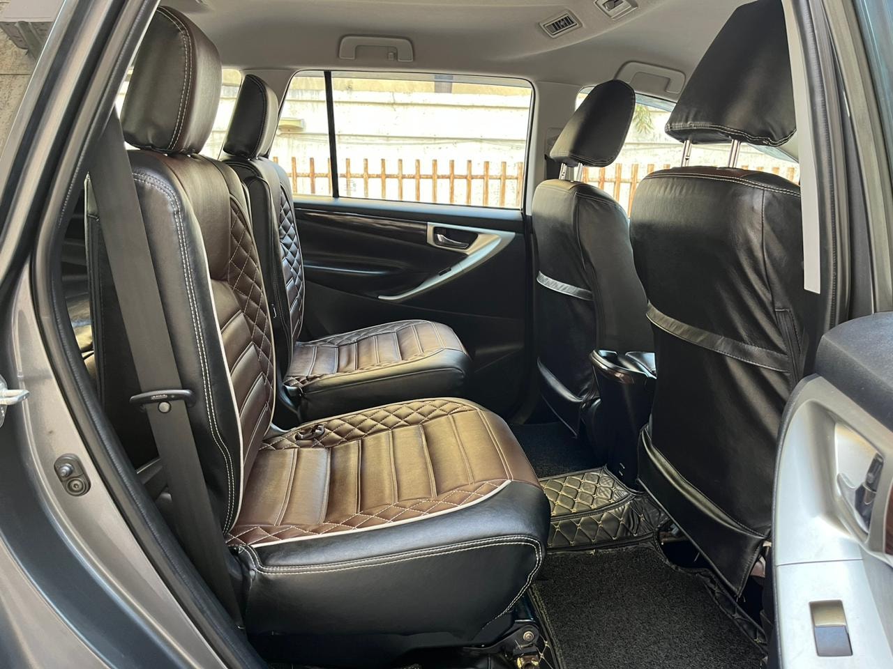 Innova Crysta image 14 Innova Crysta image 14