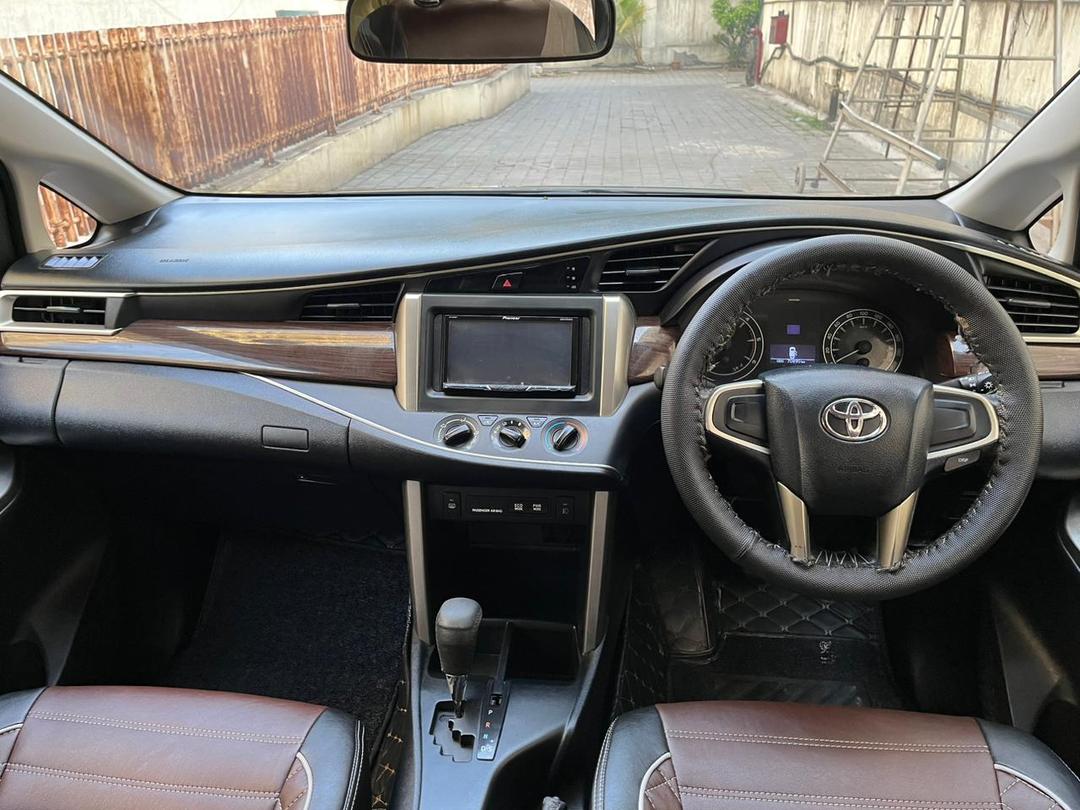 2017 Toyota Innova Crysta 2.8 GX AT 7-Seater Steering 