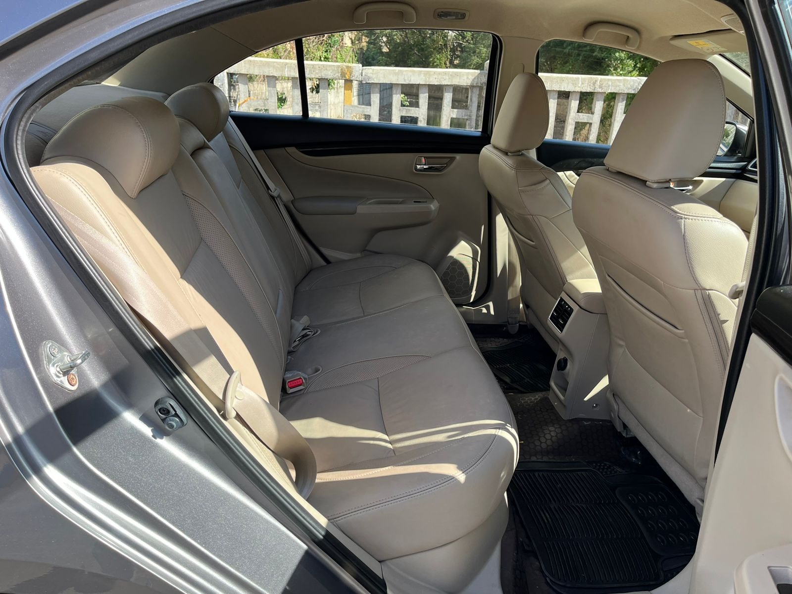 Ciaz image 14 Ciaz image 14