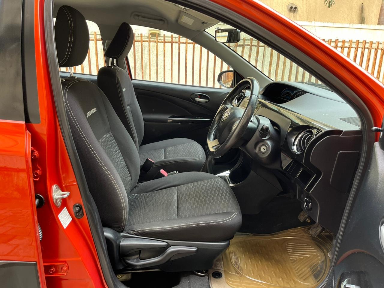 Etios Cross image 13 Etios Cross image 13