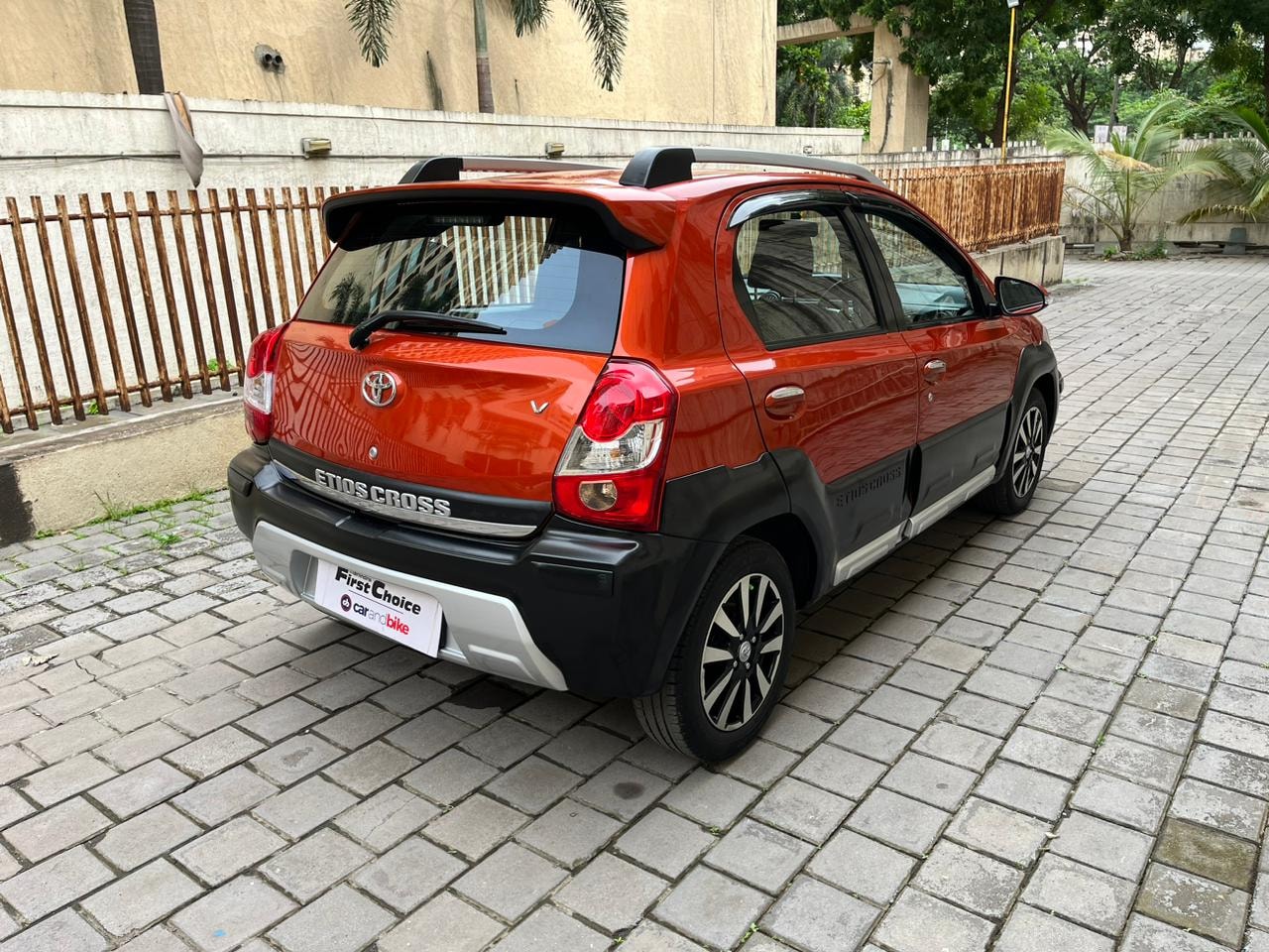 Etios Cross image 6 Etios Cross image 6