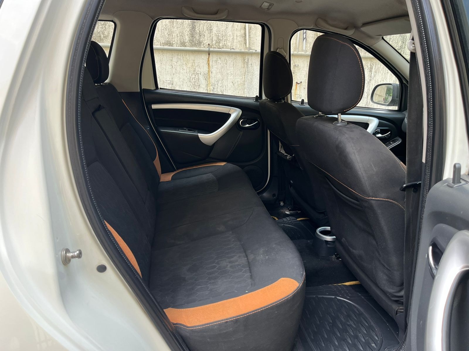 Duster image 14 Duster image 14