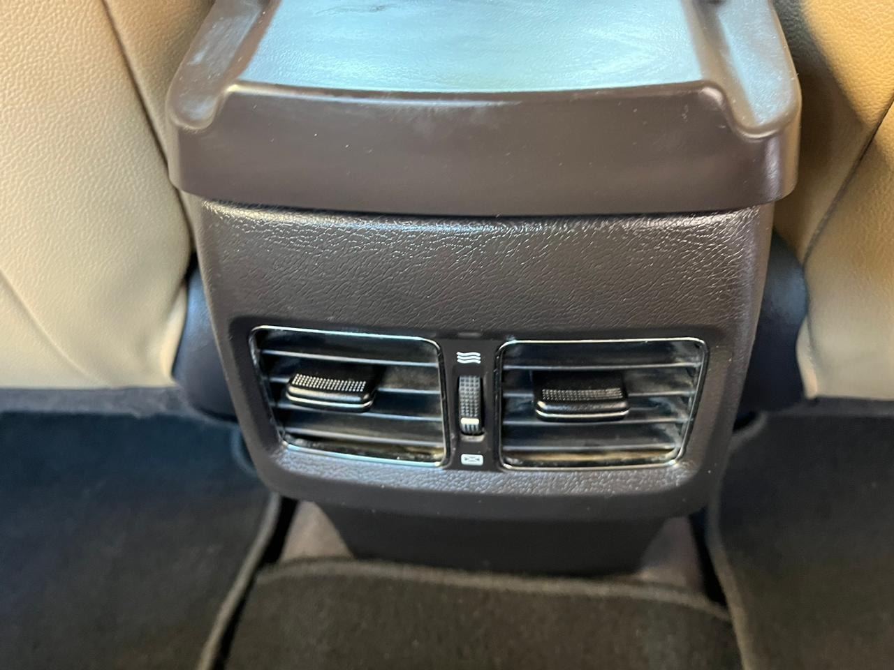 Elantra image 16 Elantra image 16