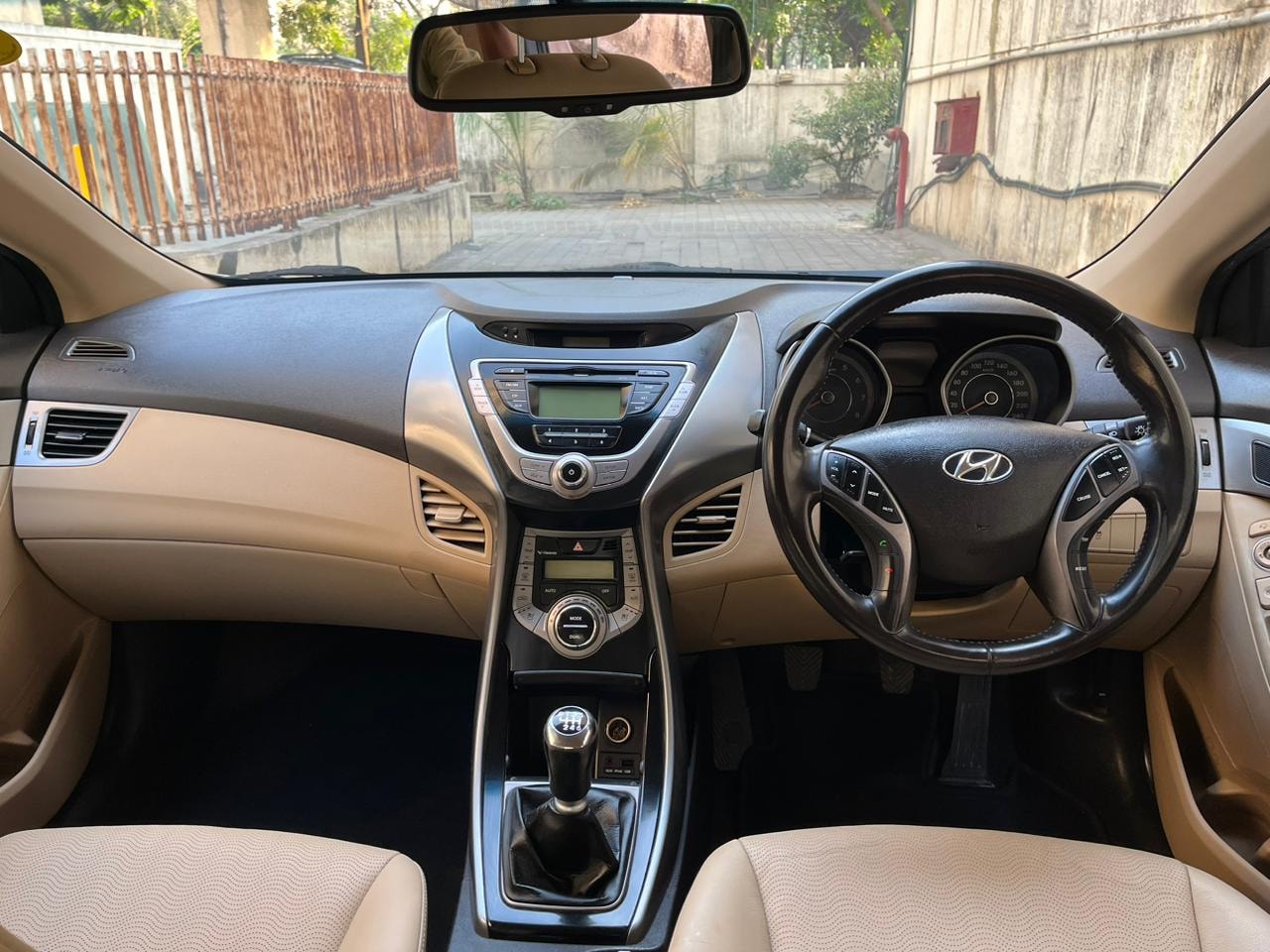 Elantra image 11 Elantra image 11