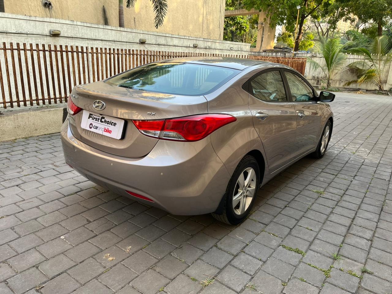 Elantra image 6 Elantra image 6