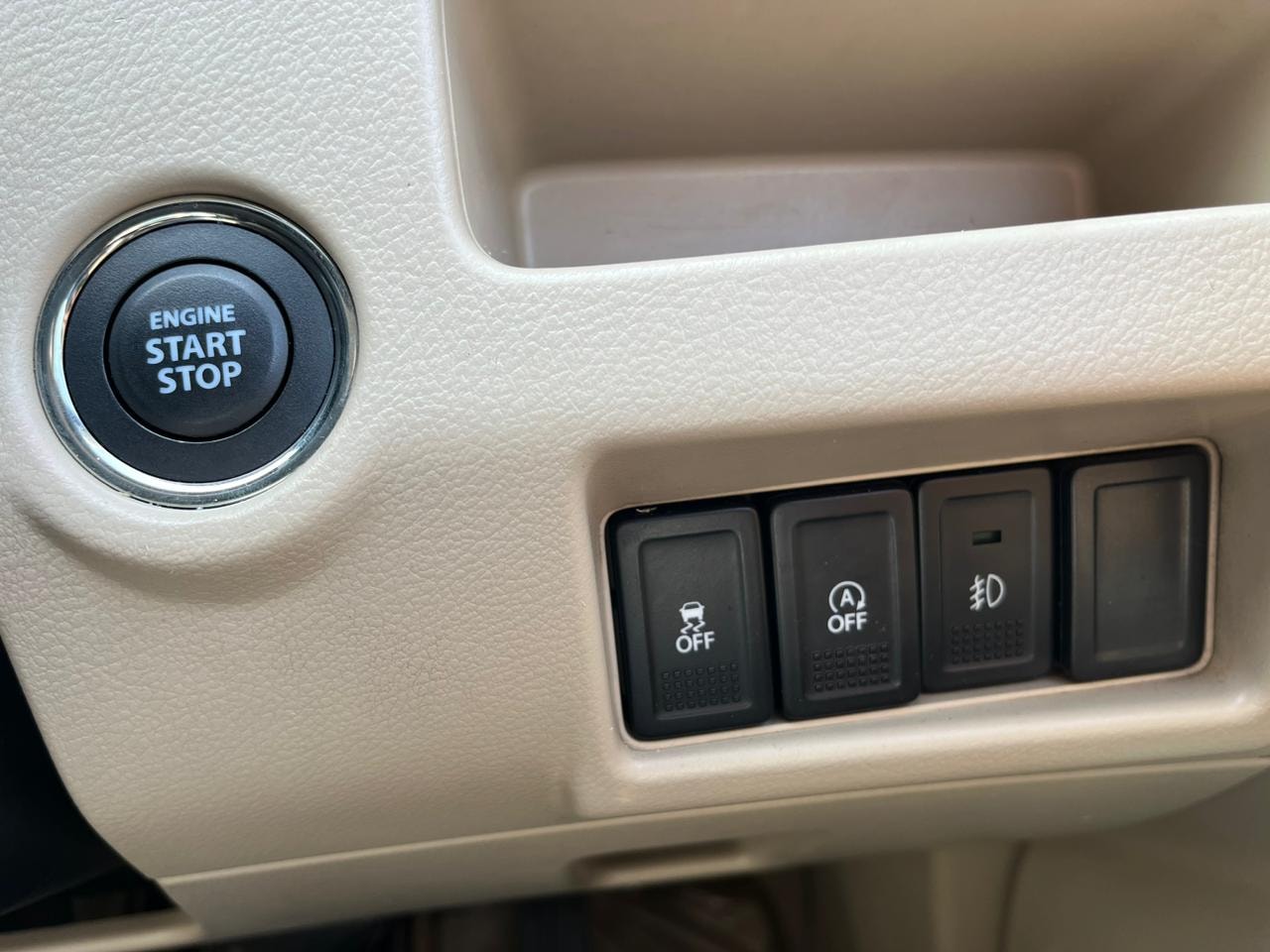 Ciaz image 16 Ciaz image 16