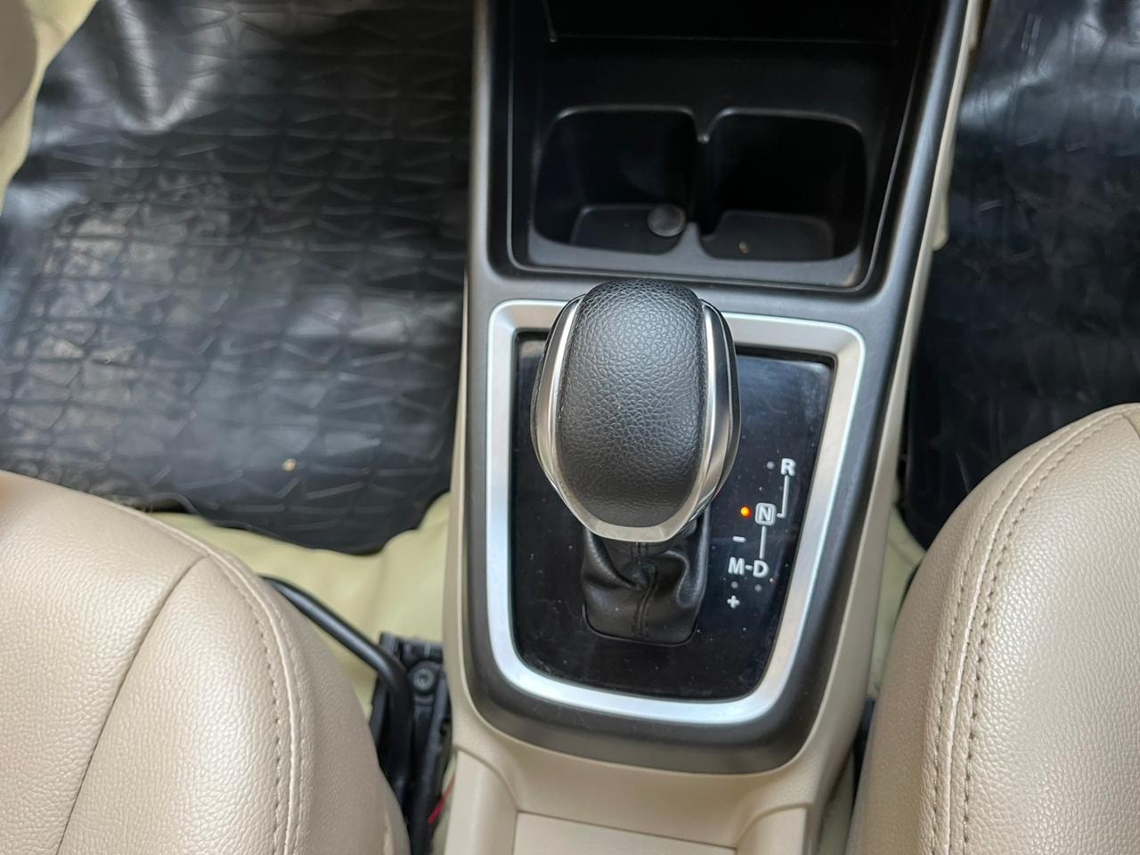 Dzire image 10 Dzire image 10