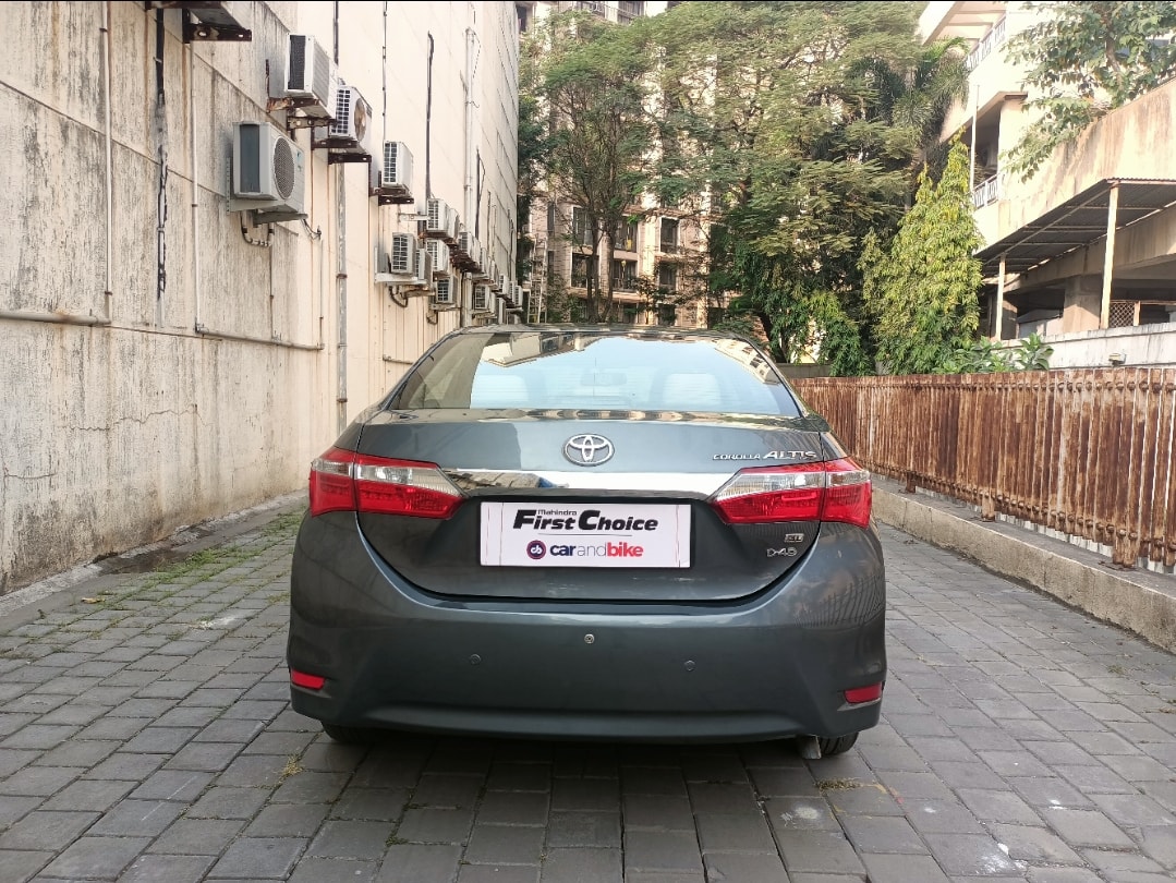 Corolla Altis image 4 Corolla Altis image 4