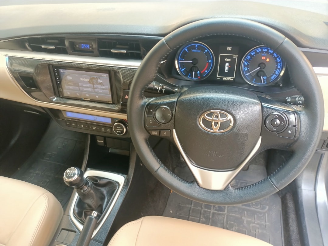 Corolla Altis image 13 Corolla Altis image 13