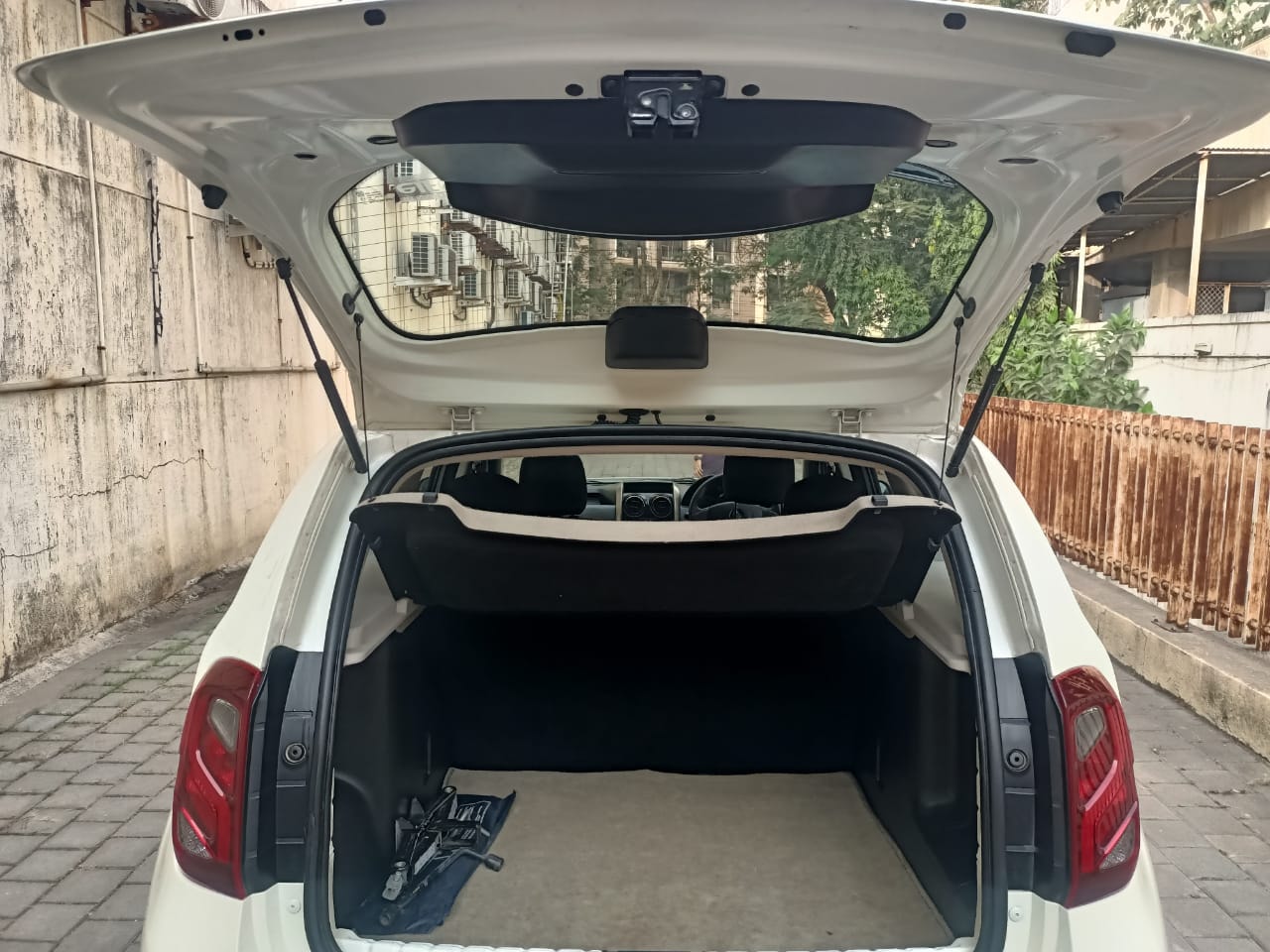 Duster image 3 Duster image 3