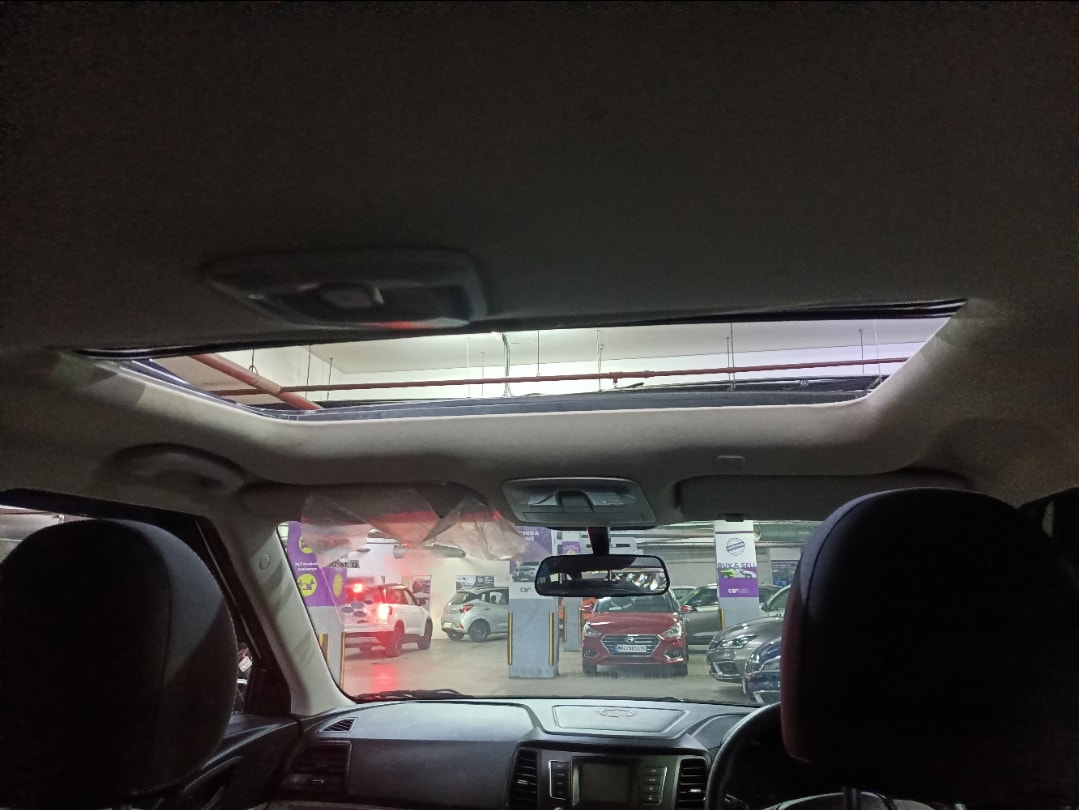 XUV300 image 16 XUV300 image 16