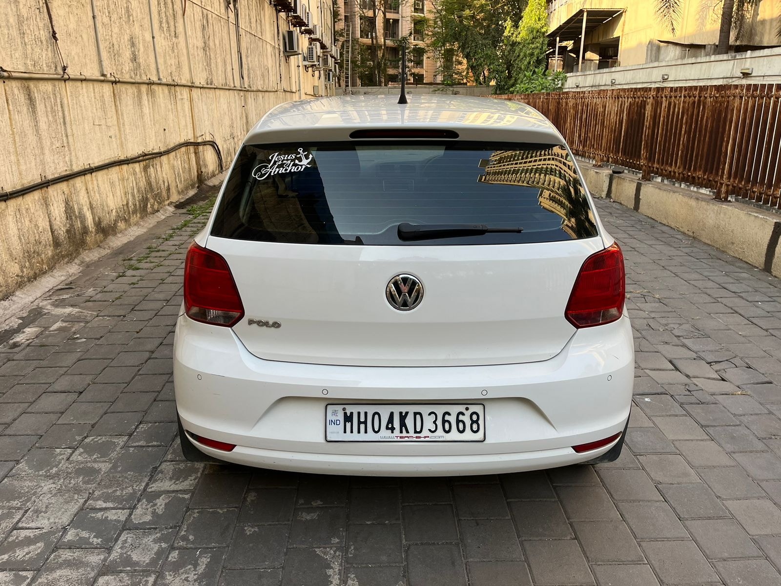 Polo image 4 Polo image 4