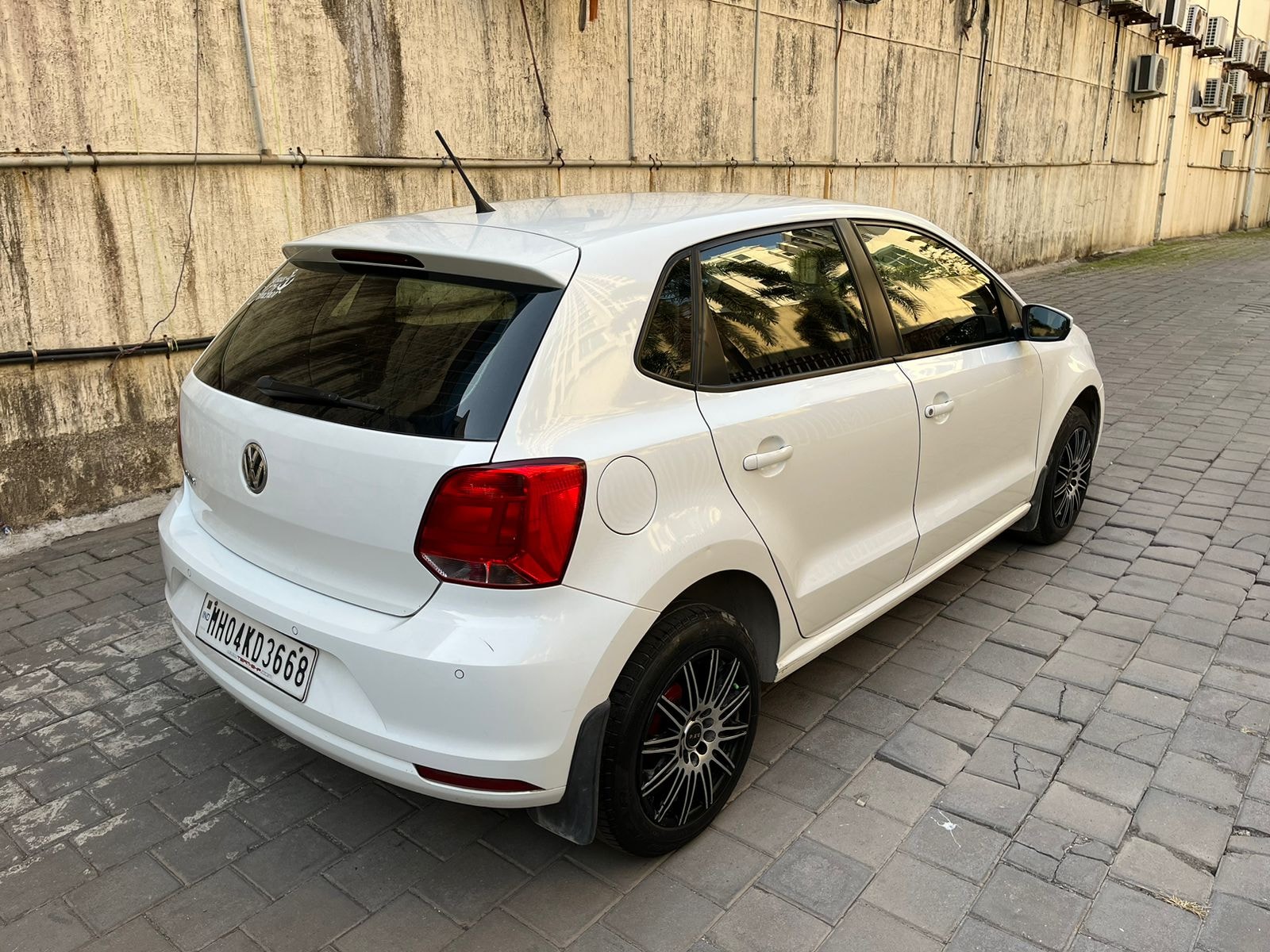 Polo image 6 Polo image 6