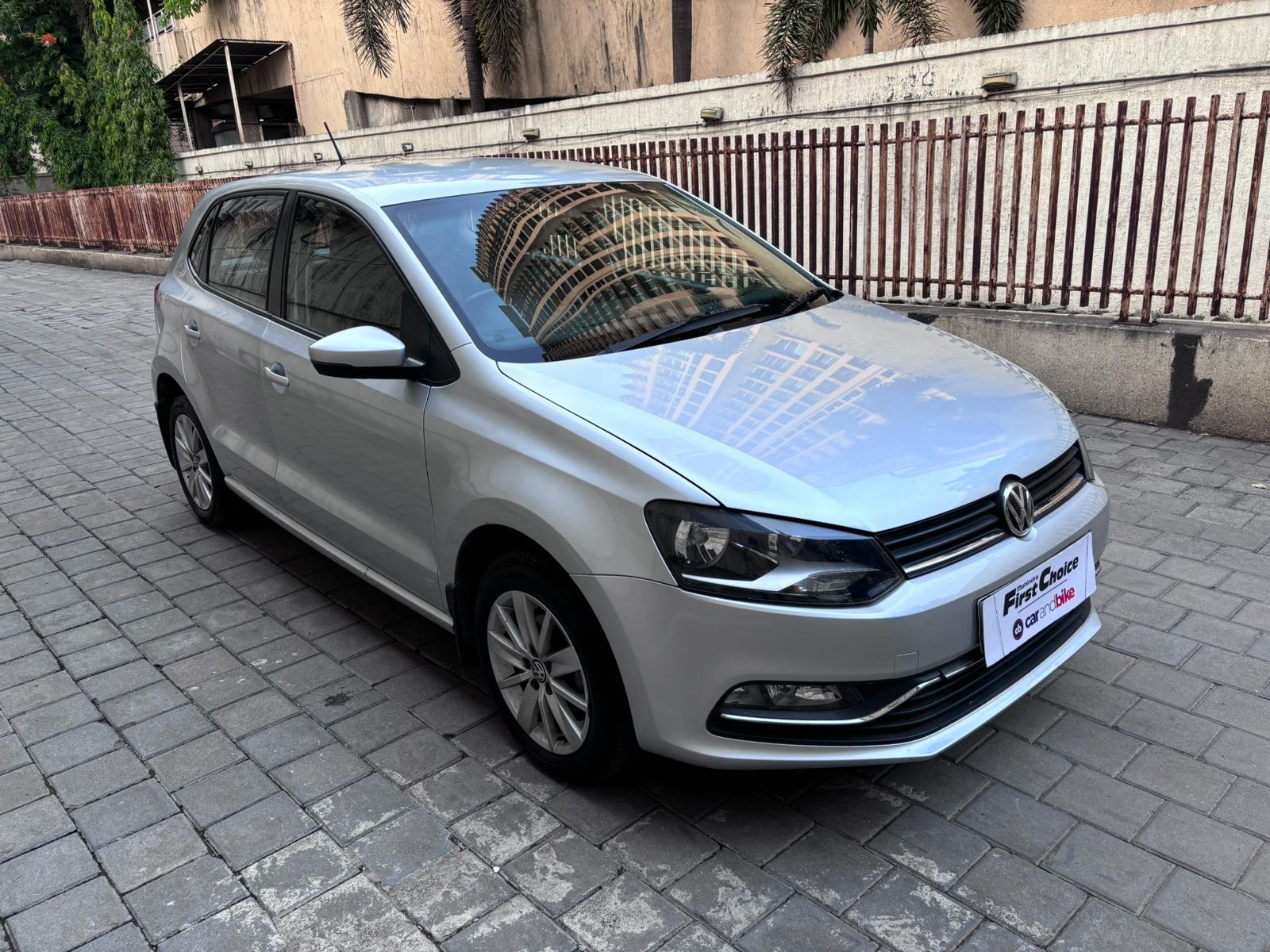 Polo image 7 Polo image 7