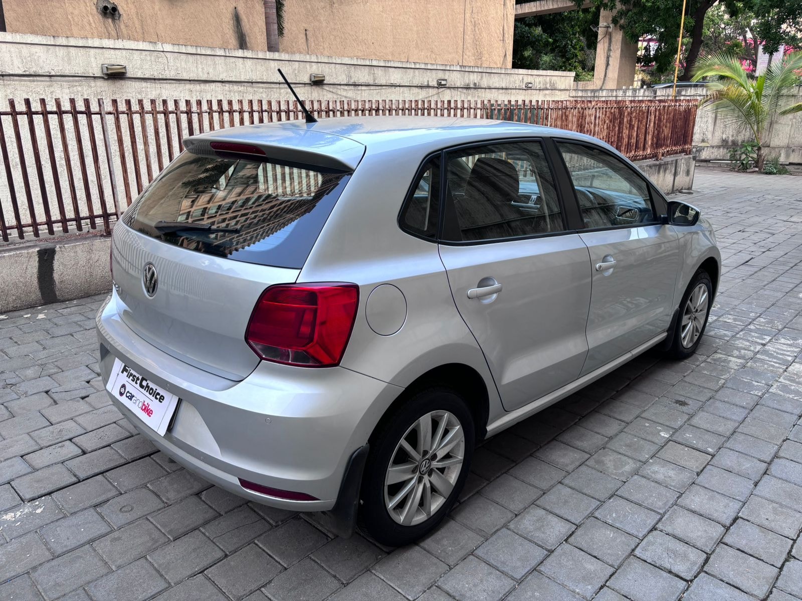 Polo image 6 Polo image 6